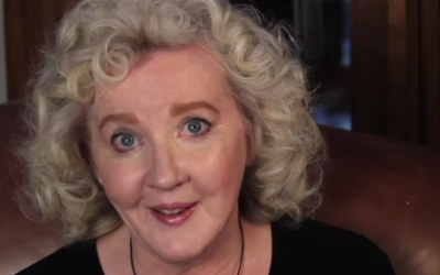 Julia Cameron #976