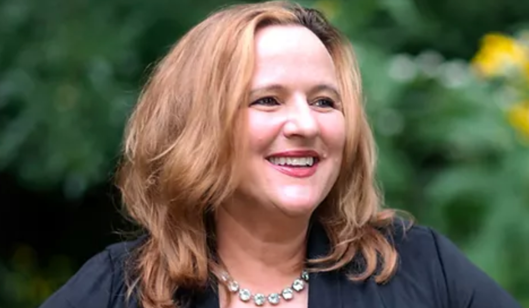 Heidi Campbell #1023
